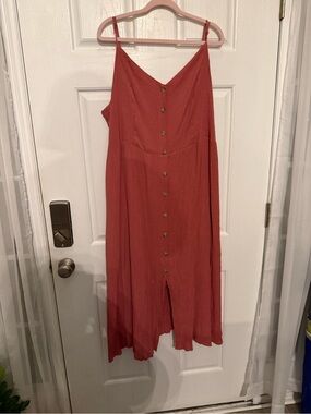 BloomChic Rust-Red Button-Front Midi Dress NWOT